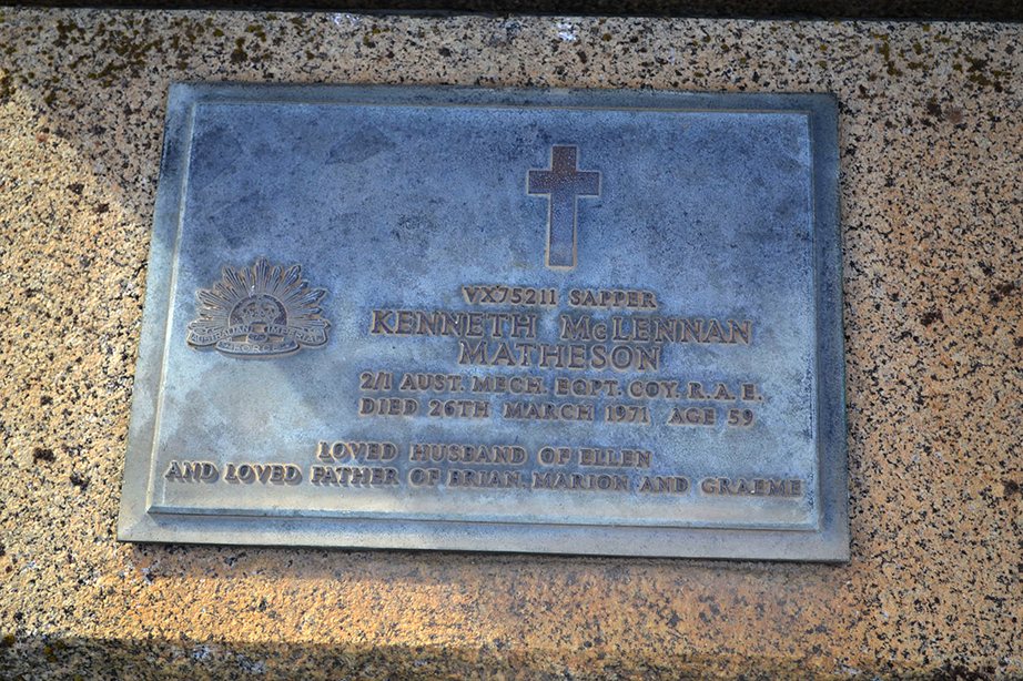 Photo of headstones/Kenneth McLennan Matheson d1971 hdstn Warrknbl cem